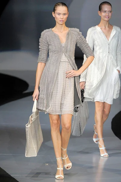 Look 4